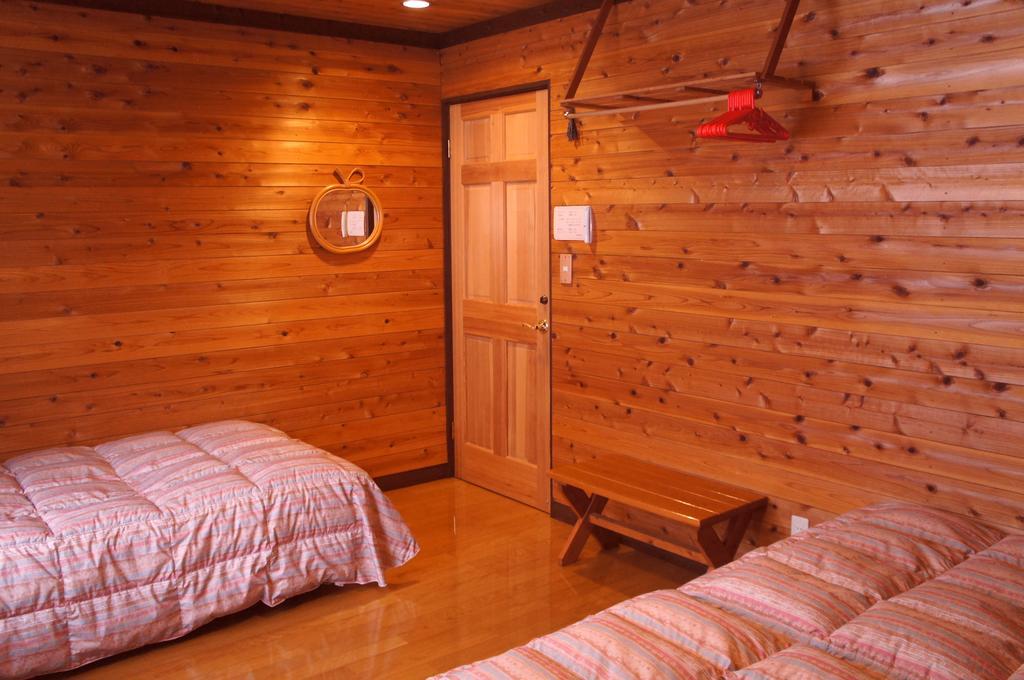 Pension Ringo-No Ki Hakuba Zimmer foto